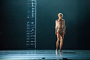 Anna Lorenc w „Nevermore...?” Roberta Bondary, fot. Ewa Krasucka