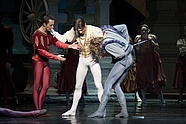 Jacek Tyski, Vladimir Yaroshenko and Sergey Popov in Emil Wesołowski's 'Romeo and Juliet', photo: Ewa Krasucka