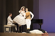 Palina Rusetskaya and Paweł Koncewoj & the pianist Marek Bracha in John Neumeier’s “The Lady of the Camellias”, photo: Ewa Krasucka