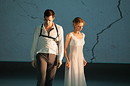 Dagmara Dryl and Paweł Koncewoj in Jacek Tyski's 'Hamlet', photo: Ewa Krasucka