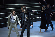 Maksim Woitiul and Vladimir Yaroshenko in Jacek Tyski's 'Hamlet', photo: Ewa Krasucka