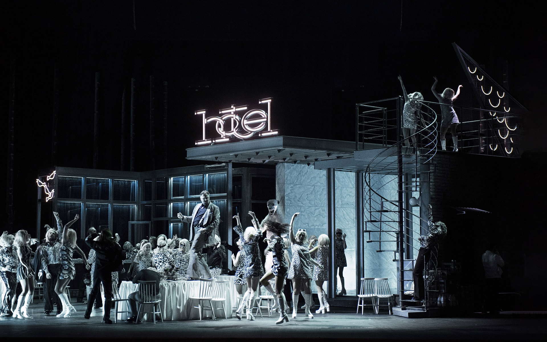 A group scene in Mariusz Treliński's production of Halka as it premieres at Theater an der Wien on 15 December 2019. Photo by Monika Rittershaus