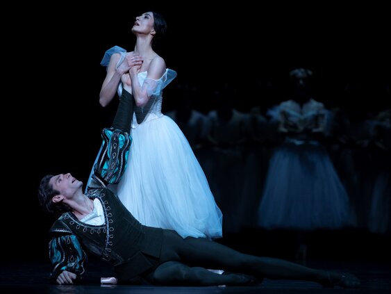 'Giselle', tańczą Chinara Alizade i Vladimir Yaroshenko, fot. Ewa Krasucka