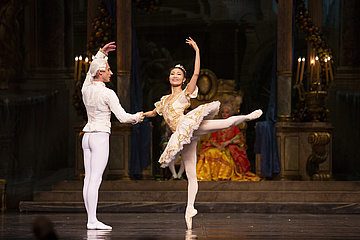 „The Sleeping Beauty”: Yuka Ebihara as Princess Aurora & Maksim Woitiul as Prince Désiré, photo: Ewa Krasucka