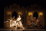 Robin Kent i Mai Kageyama w balecie „Casanova w Warszawie” Krzysztofa Pastora, fot. Ewa Krasucka