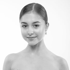 HANNA DOKURNO