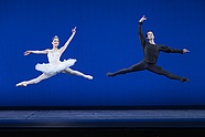 Diogo de Oliveira i Hye Ji Kang w balecie, „Symphony in C”, fot. Ewa Krasucka, © The School of American Ballet