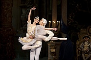 Maria Żuk and Sergey Popov  in Yuri Grigorovich's 'The Sleeping Beauty', photo: Ewa Krasucka