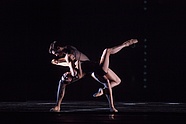 Robin Kent i Yuka Ebihara w balecie „Cantury Rolls” Ashley'a Page'a, fot. Ewa Krasucka