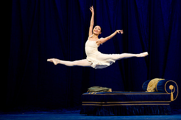 photo by Ewa Krasucka