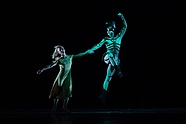 Robin Kent i Aleksandra Liashenko w balecie "Zielony stół" Kurta Joossa, fot. Ewa Krasucka