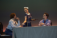 „Mąż i żona”, Natalia Pasiut (Justysia), Marco Esposito (Wacław) i Kristóf Szabó (Alfred), fot. Ewa Krasucka