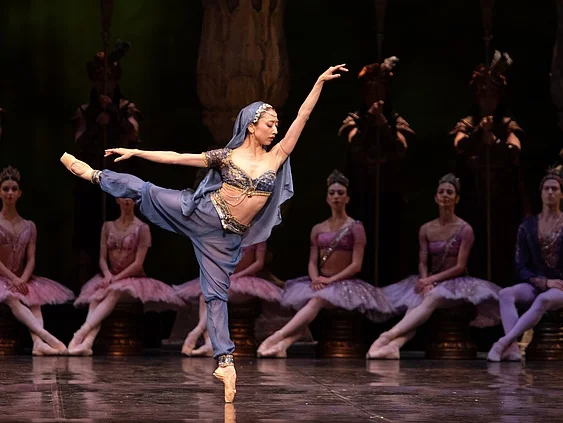'La Bayadère', Mai Kageyama as Nikiya, photo: Ewa Krasucka 'La Bayadère', Mai Kageyama as Nikiya, photo: Ewa Krasucka