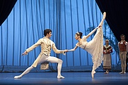 Robin Kent i Maria Żuk w balecie „Sen nocy letniej” Johna Neumeiera, fot. Ewa Krasucka