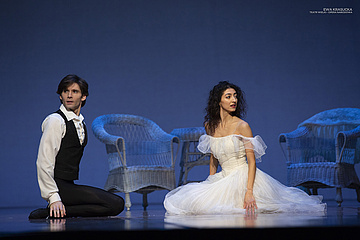 "The Lady of the Camellias": Chinara Alizade as Marguerite Gautier & Vladimir Yaroshenko as Armand Duval, photo: Ewa Krasucka