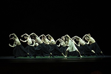 Karol Szymanowski / Izadora Weiss: “Bieguni-Harnasie”, Vladimir Yaroshenko, Yuka Ebihara and Polish National Ballet, photo: Ewa Krasucka