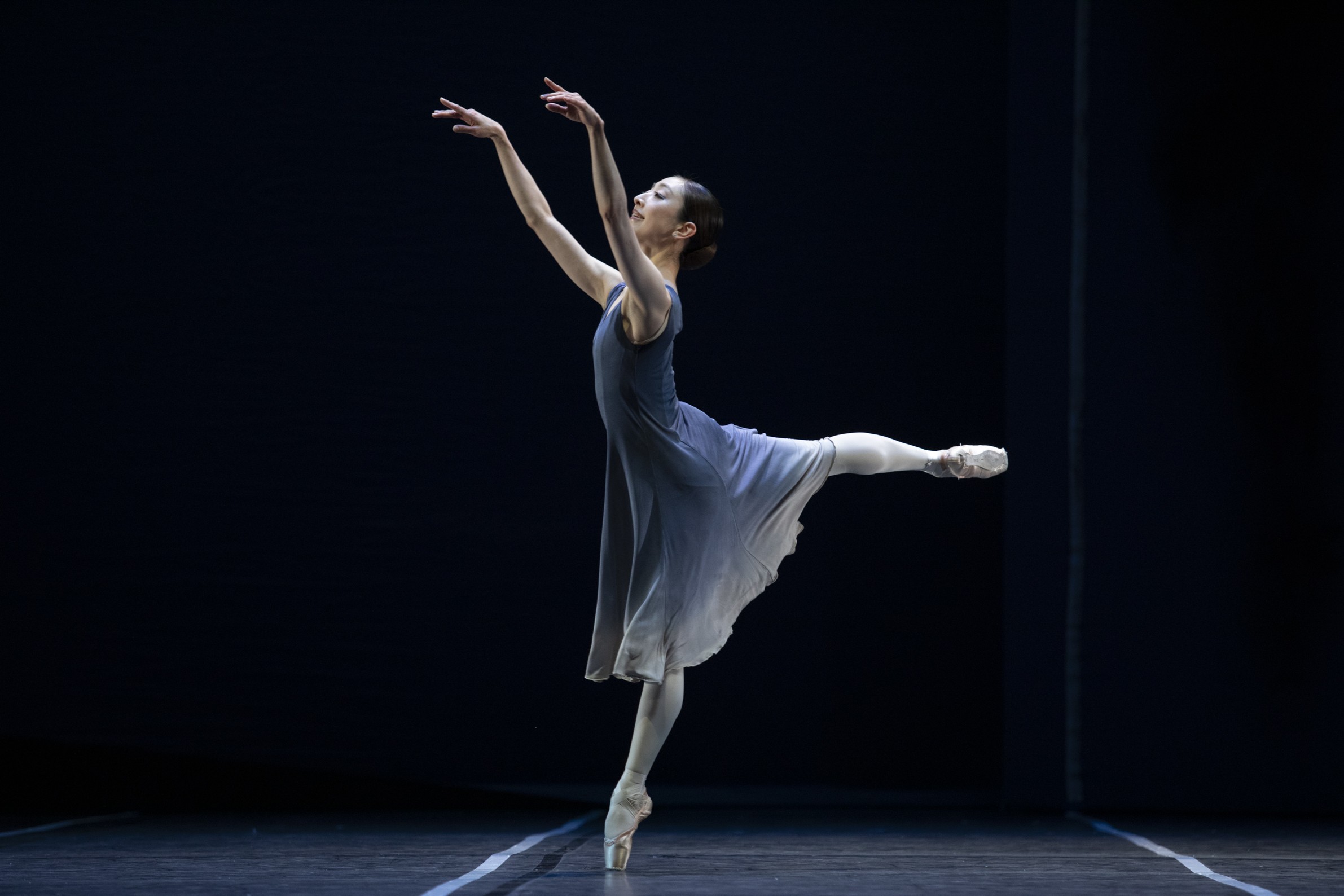 [Translate to English:] 'Siódma symfonia' Toera van Schayka, tańczy Mai Kageyama, fot. Ewa Krasucka