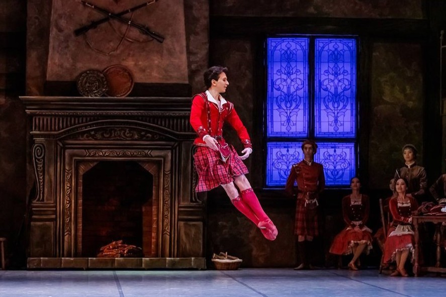 Bogdan Verbovoy jako James w Sylfidzie