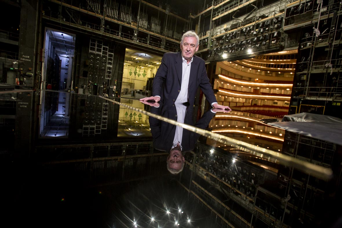 Waldemar Dąbrowski w sesji dla „Pulsu Biznesu”