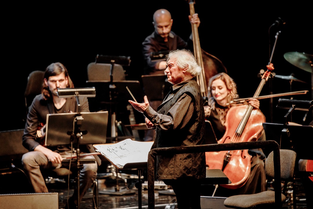 The picture shows Jerzy Maksymiuk conducting The Voices of the Mountains concert at Teatr Wielki, Warsaw in 2019.