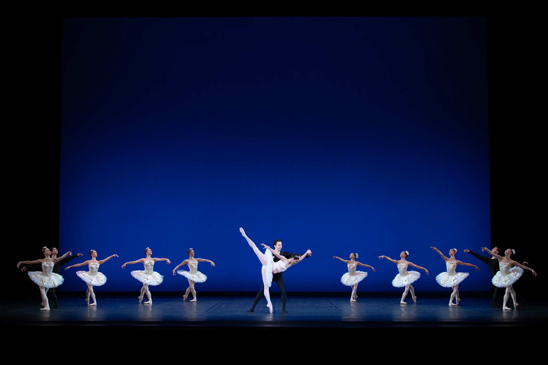 Yana Shtanhei i Bogdan Verbovoy w balecie „Symphony in C”, fot. Ewa Krasucka, © The School of American Ballet